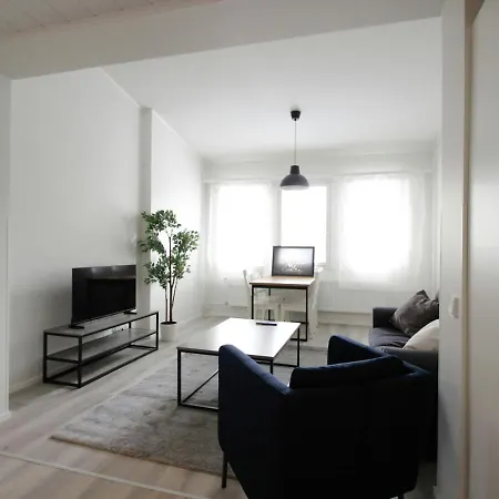 And Spacious For 3 アパート