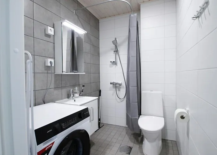 And Spacious For 3 דירה